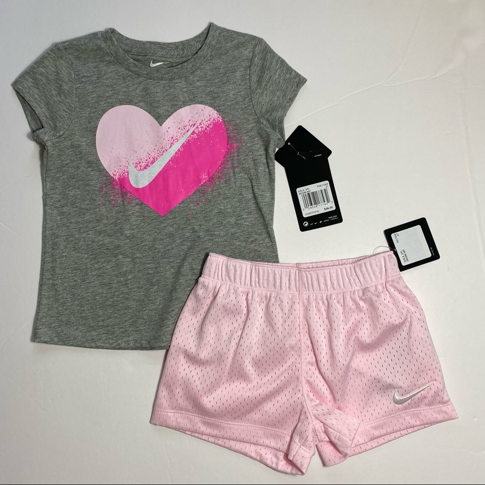 Nike Girls T-Shirt & Shorts Set Outfit Pink Foam Sz 2T 3T BRAND NEW